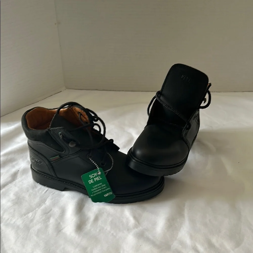 Black Leather Ankle Boots with Classic Design